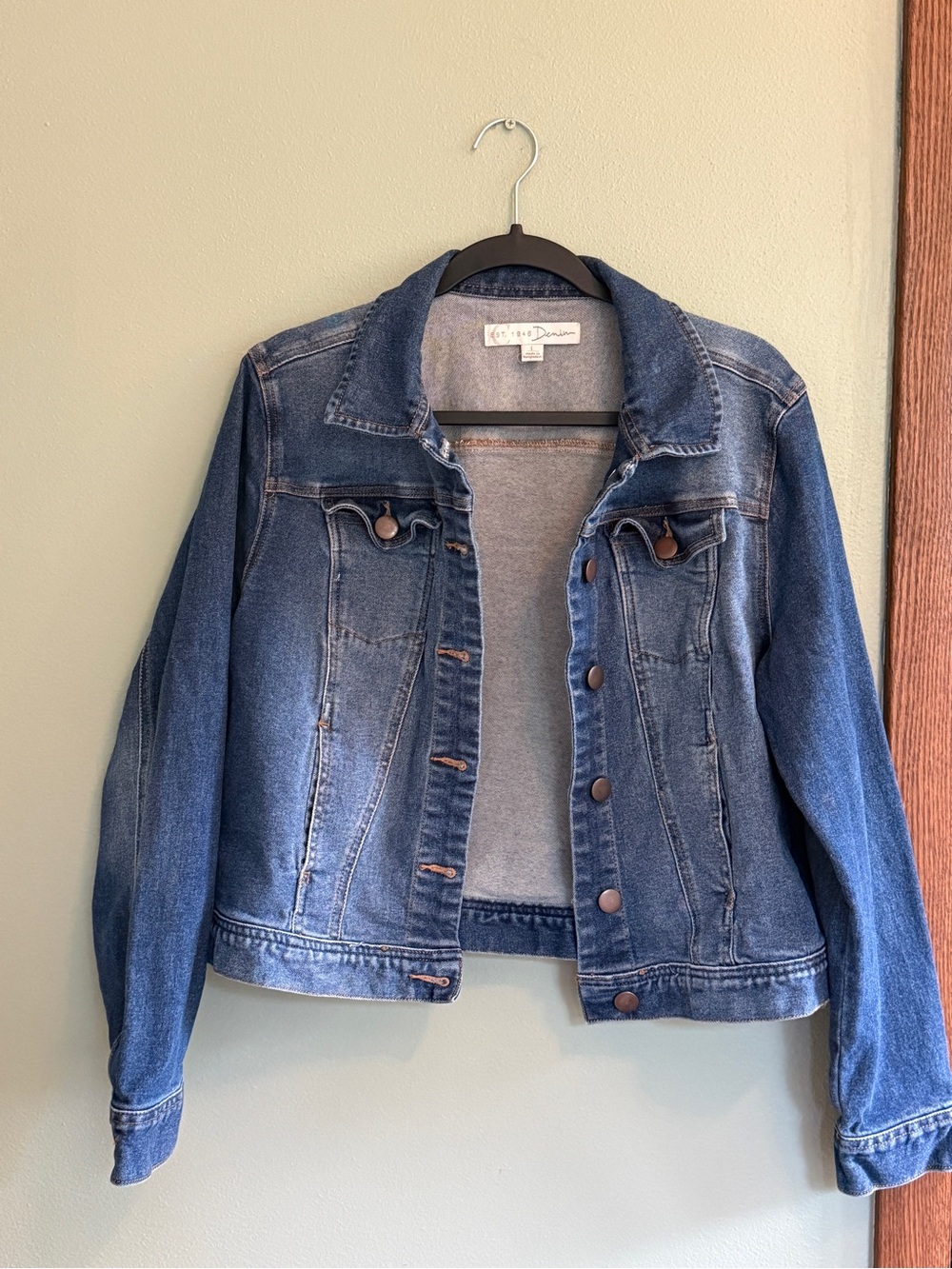 EST. 1946 Women’s Denim Jacket Size Large
